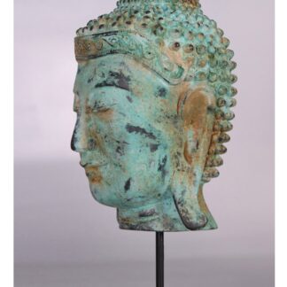 Angkor Wat Buddha Head Statue