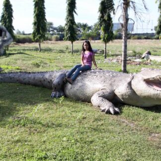 Large Crocodile Statue 28 ft.